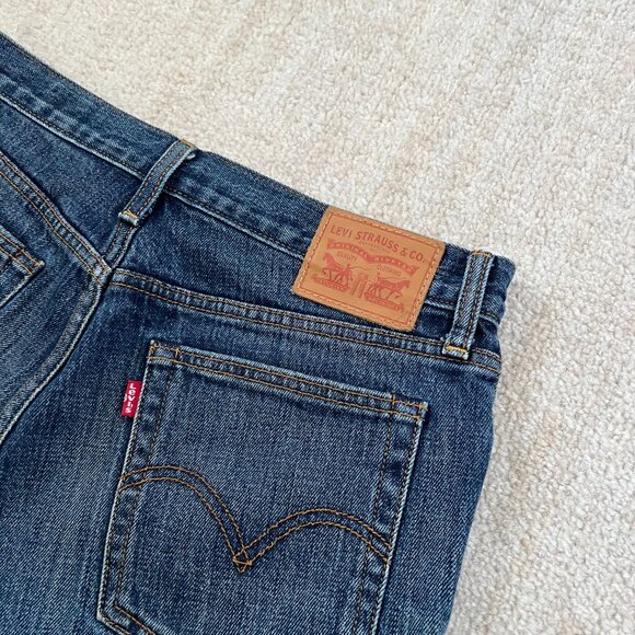 Levi’s White Oak Cone Denim High Rise Button Fly Blue Jeans Denim Shorts 28 - Picture 8 of 10